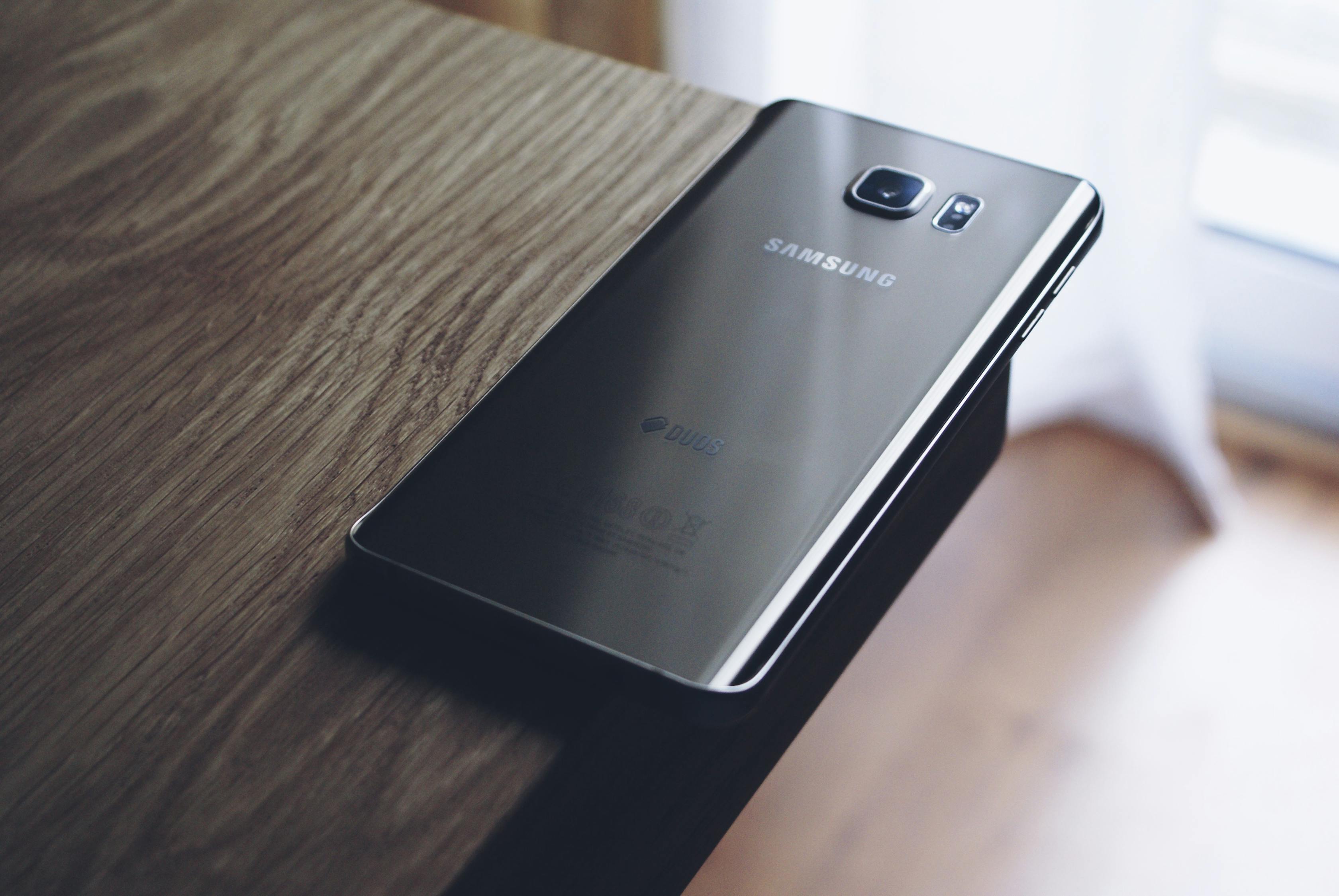 探索未来科技，三星Galaxy Note Edge的独特魅力与前瞻性设计