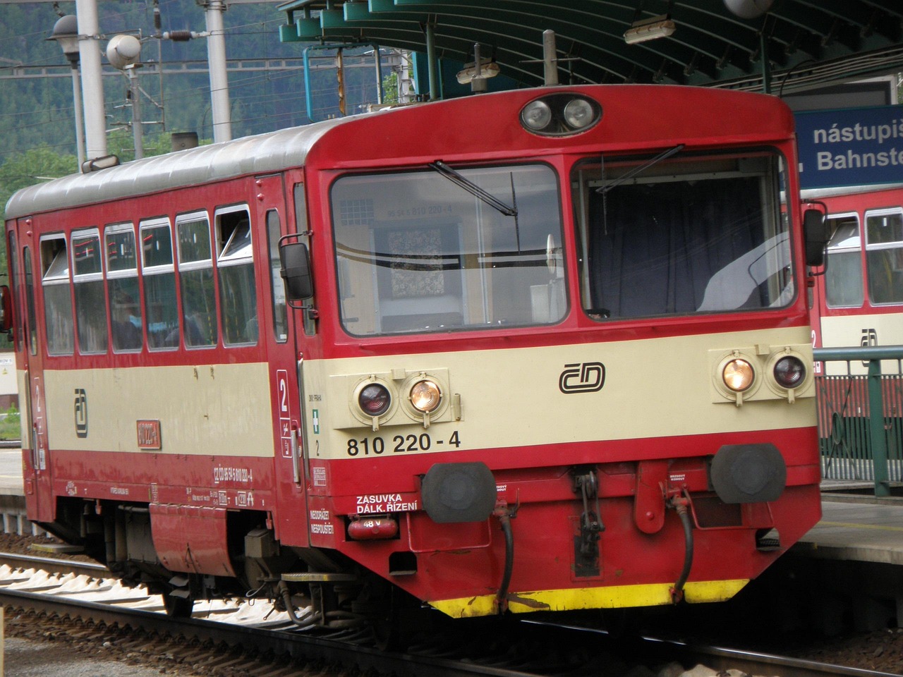 探秘K7712次列车，穿越草原的绿色长龙
