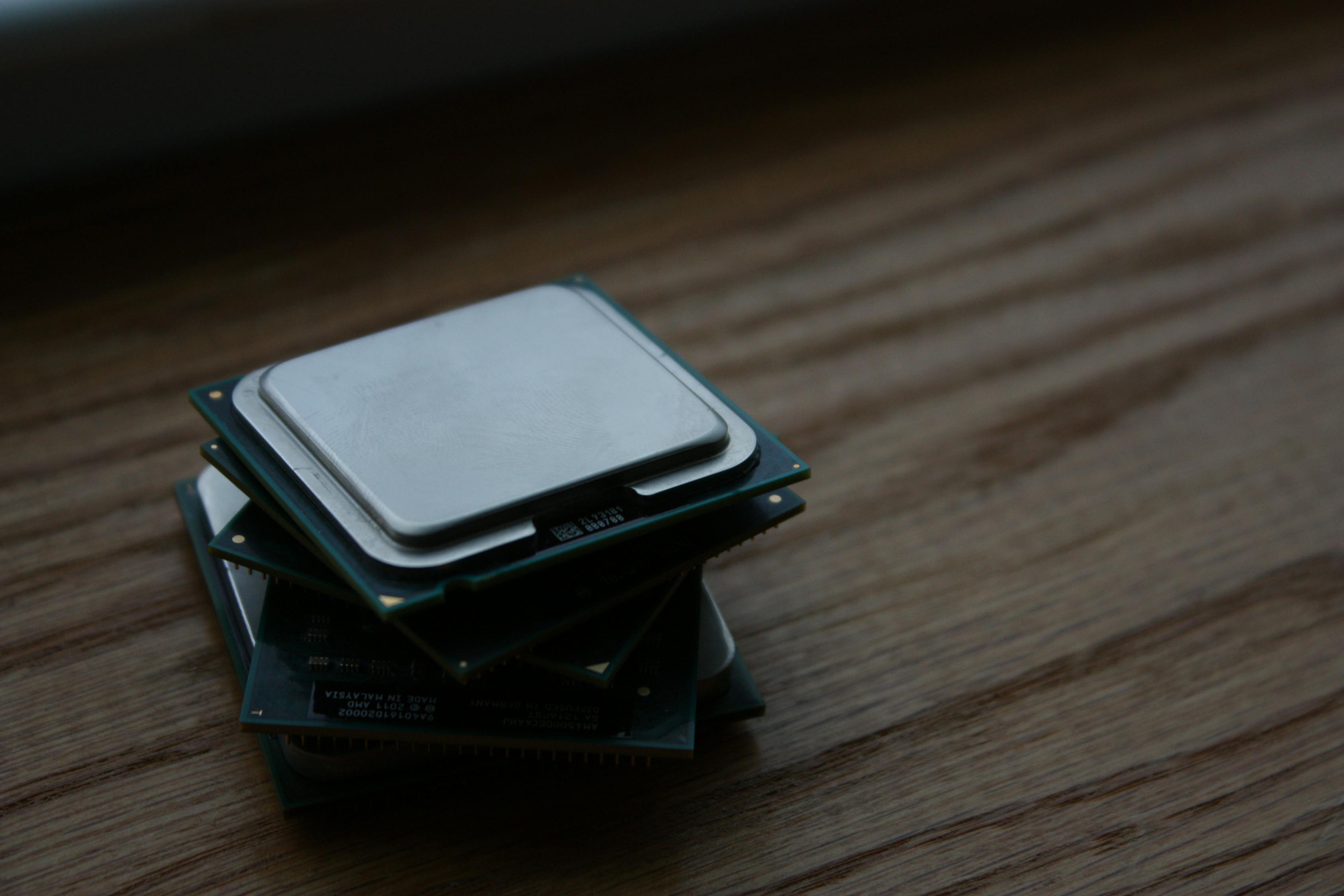 AMD全系列CPU，从锐龙到霄龙，探索AMD处理器家族的全面解析