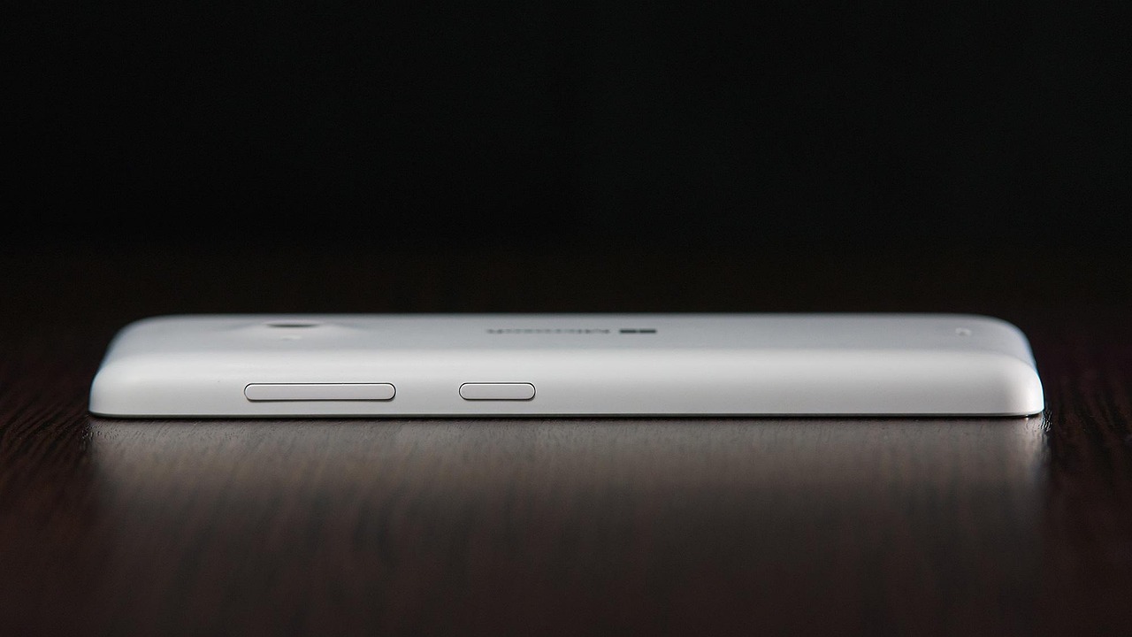 诺基亚Lumia 735