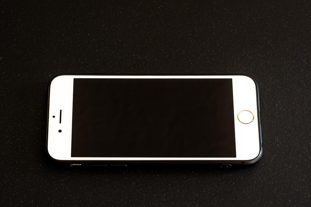 苹果6s与6 Plus，双面镜下的卓越与差异