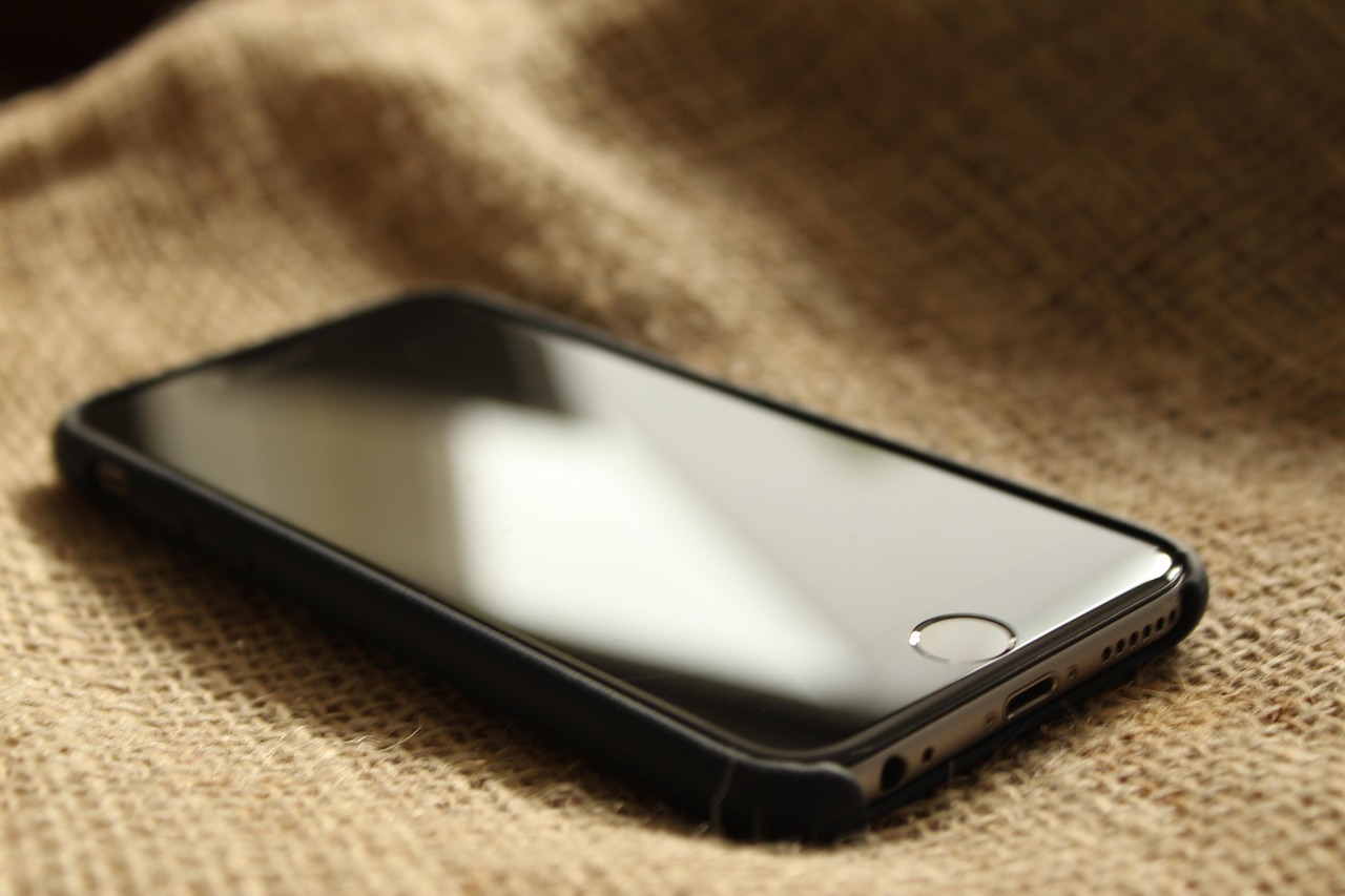 24小时守护，iPhone客服电话，随时待命的技术支持