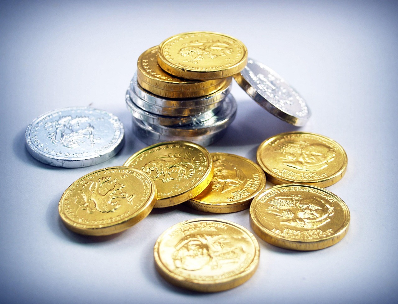 澳门六福珠宝今日金价回收多少啊图片呢多少钱,澳门六福珠宝今日金价回收，一探究竟