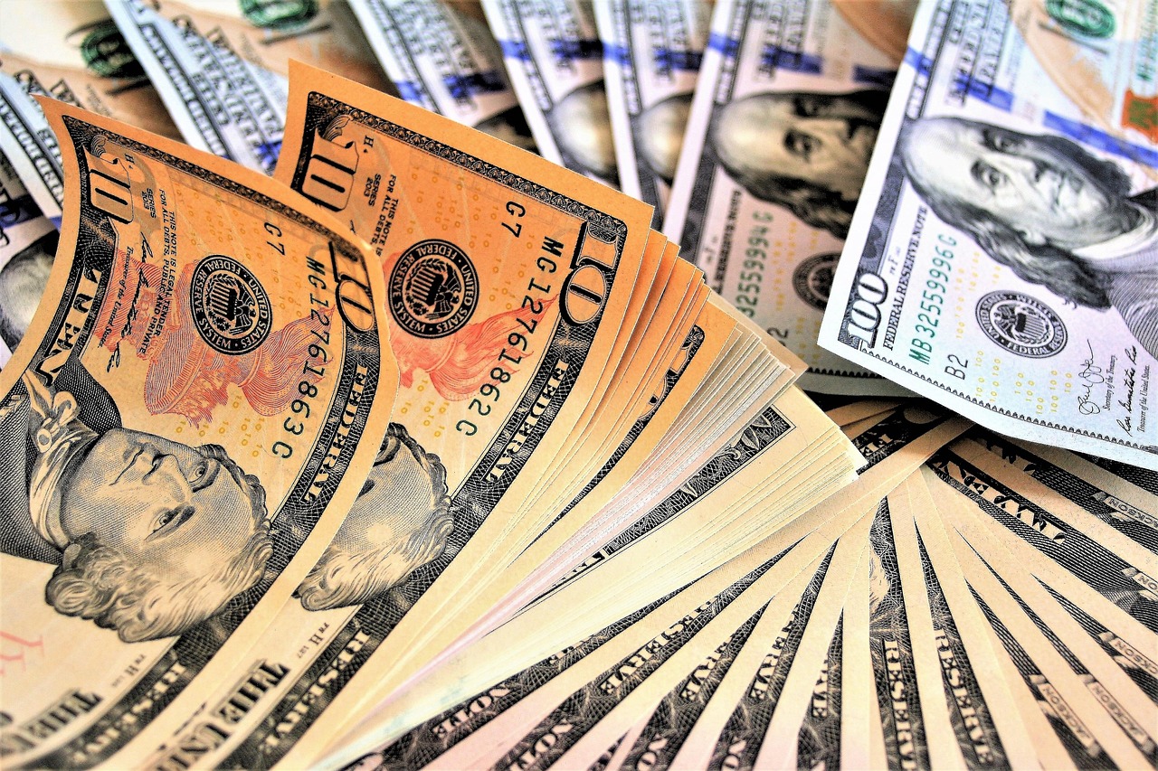 澳门六福金价今日价格多少一克呢最新行情走势图,澳门六福金价今日价格，一克之差，尽显市场风云
